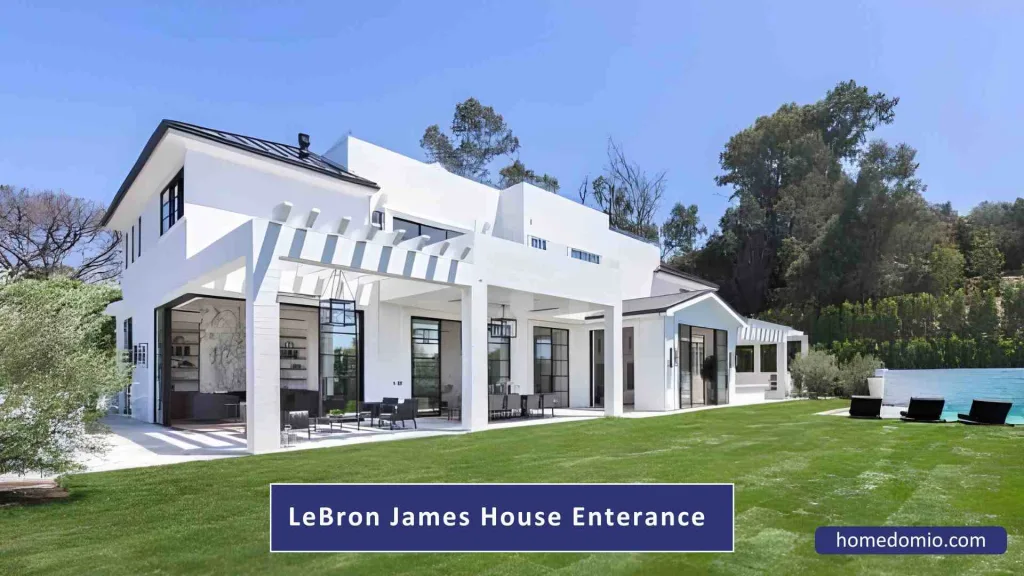 Lebron James House: Inside His $23 Million Brentwood Mansion 4 Entry to the LeBron James House & First Impression